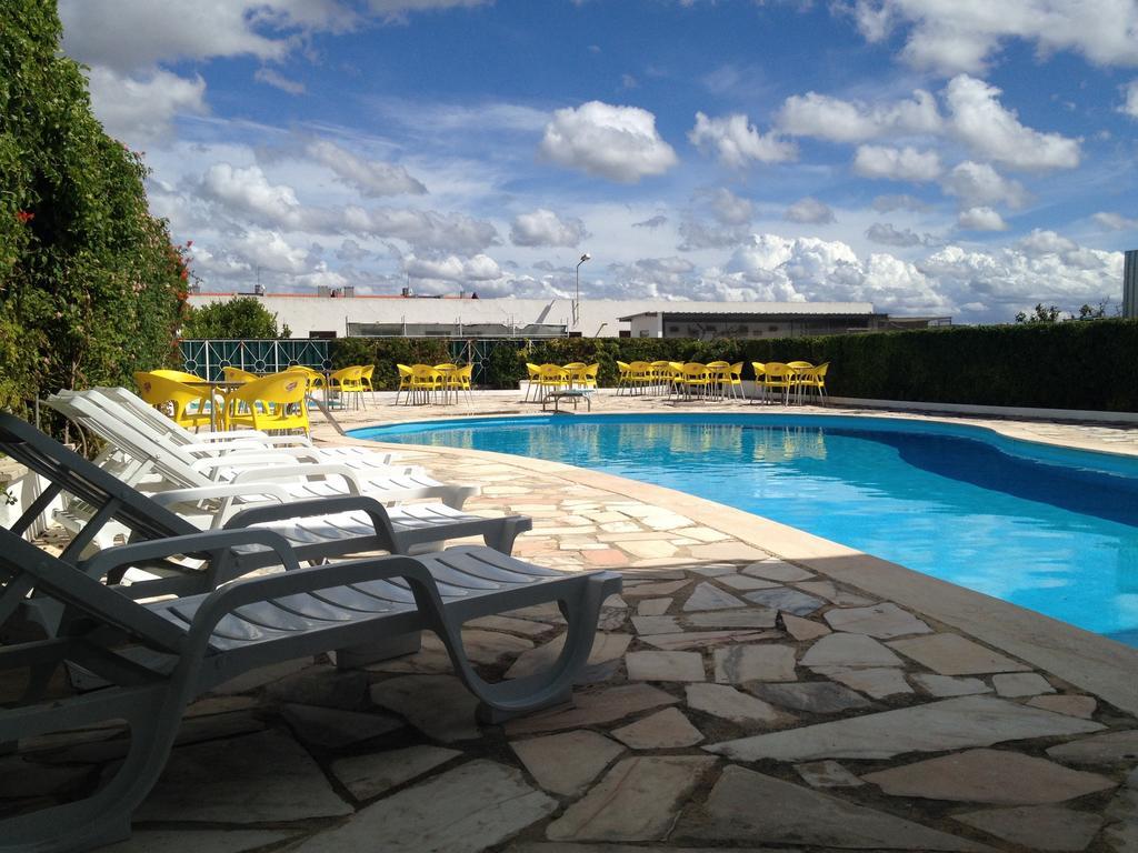 Granada Holidays Pension São Martinho do Porto Buitenkant foto